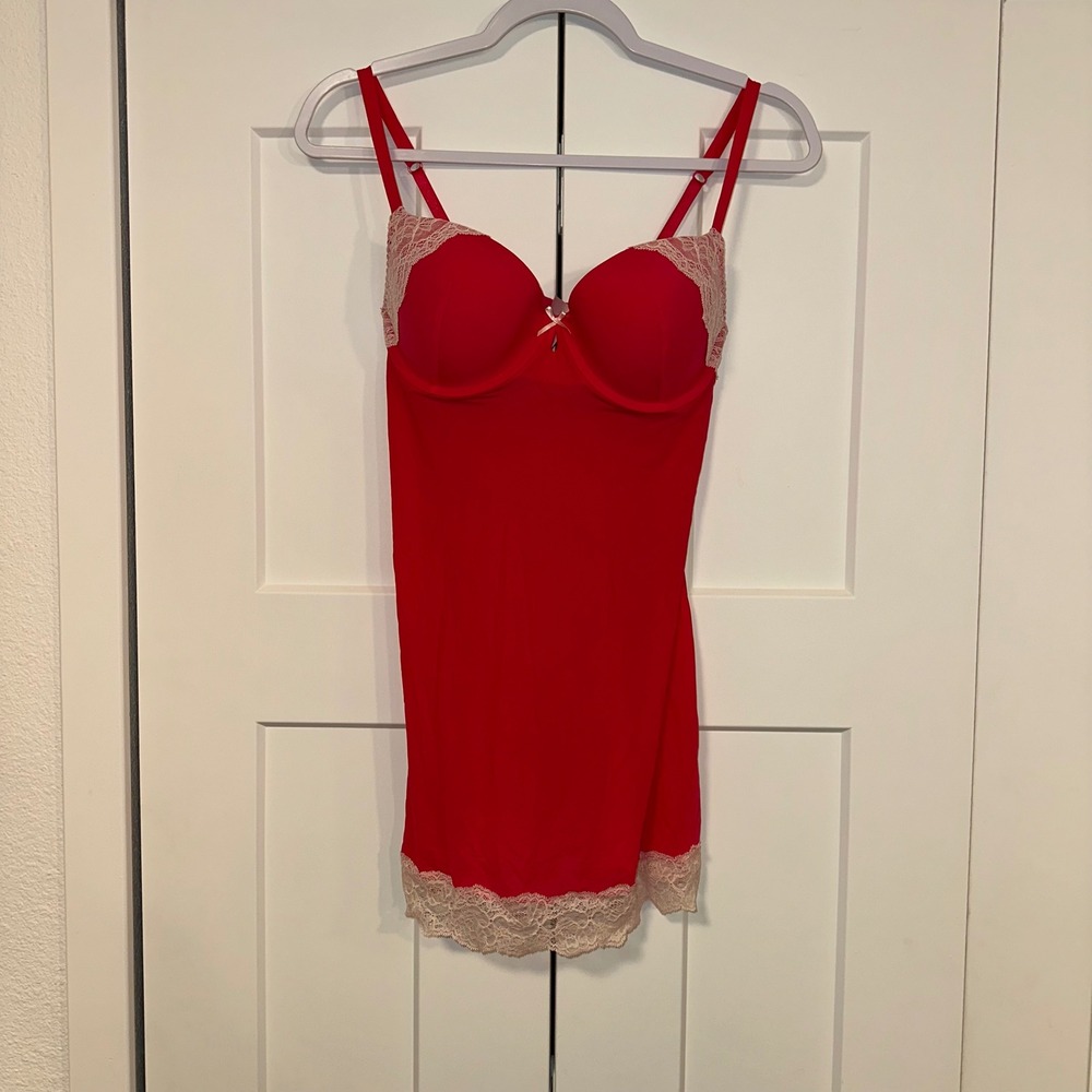 Victoria's Secret Lace Trimmed Built In Bra Camisole Slip 34D